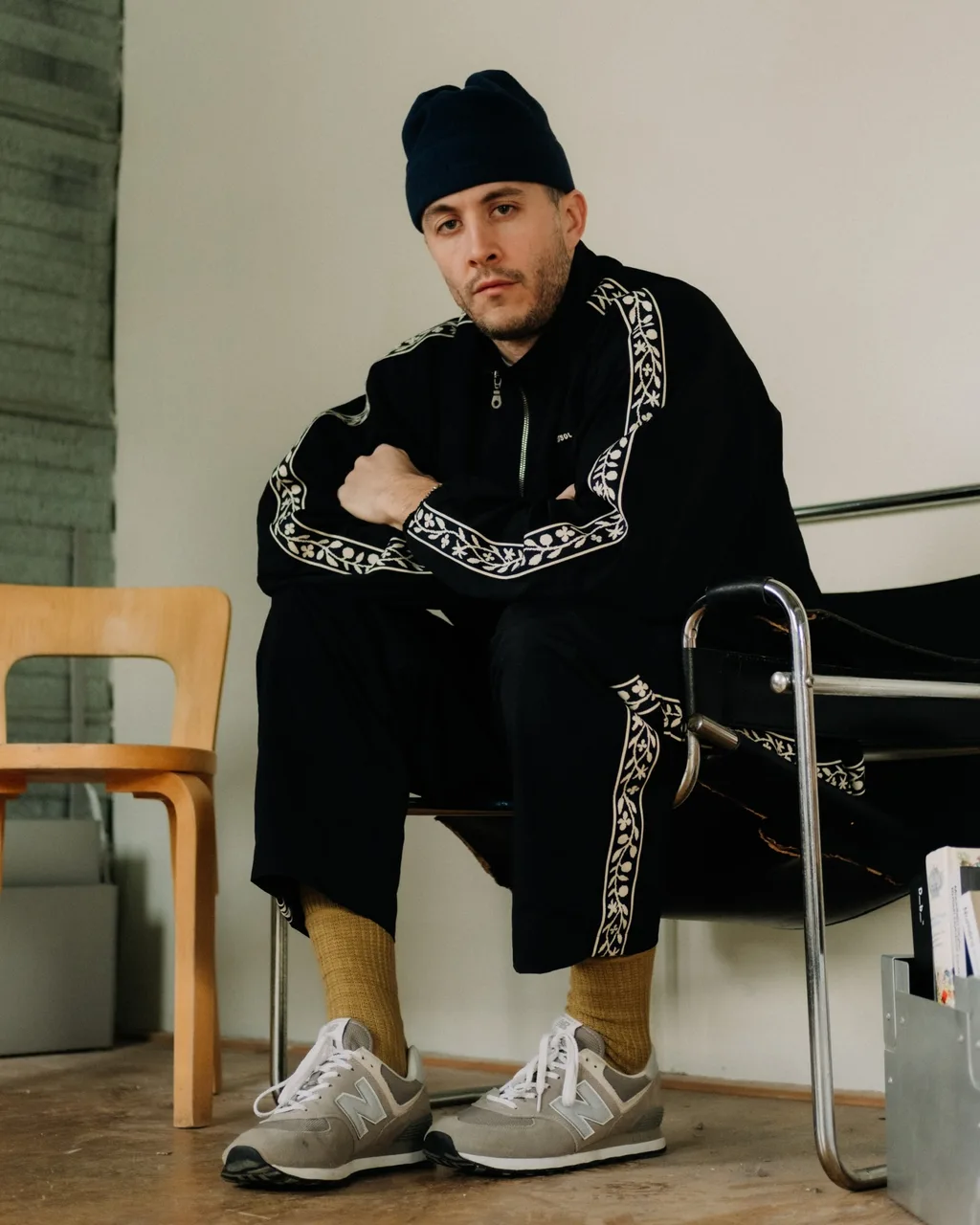 bvcgvhbjnkljhgfdsfghjbn