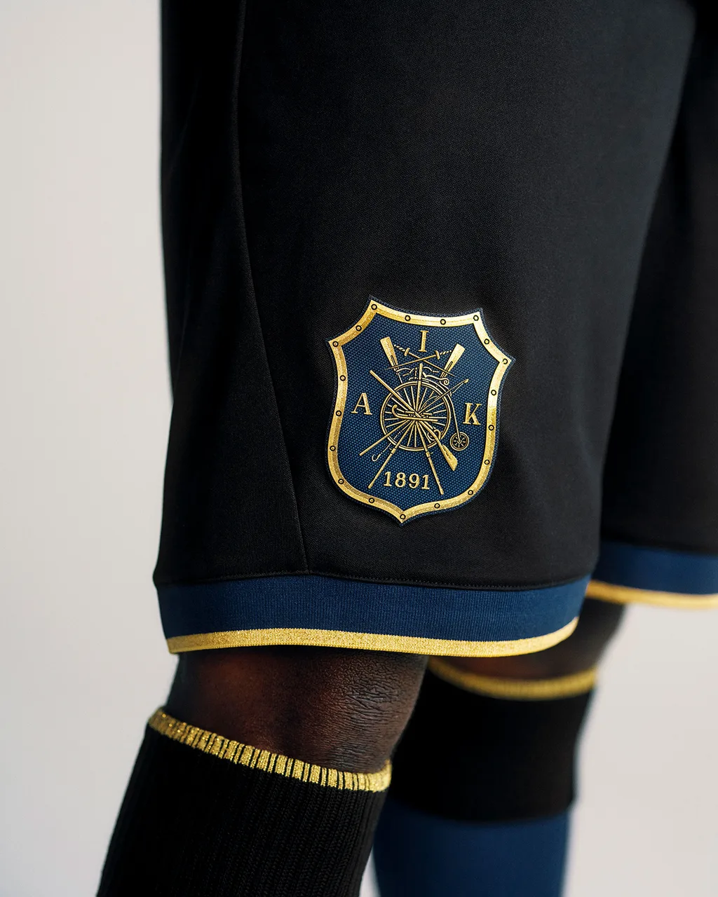 Детали формы «АИКа»