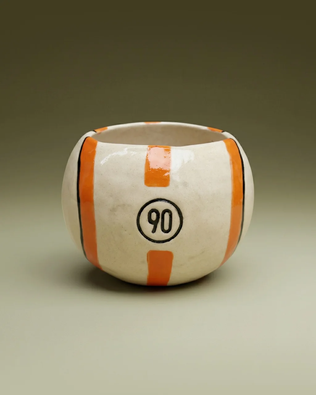 Коллекция керамических кружек в дизайне легендарных футбольных мячей